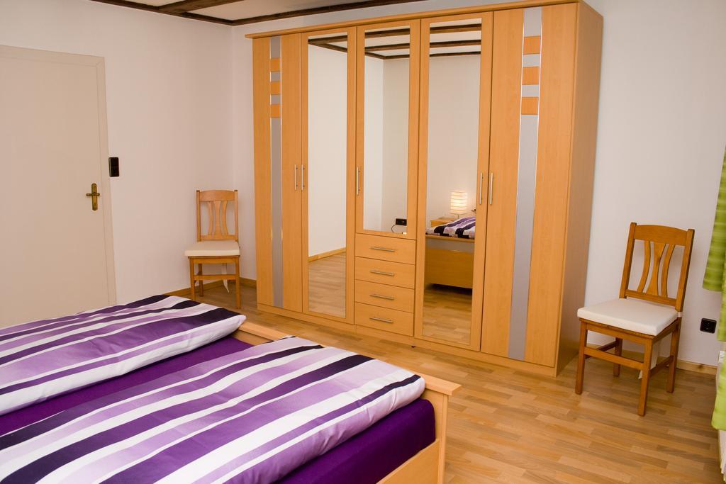 Ferienhaus Alina Бернкастель-Кюс Номер фото